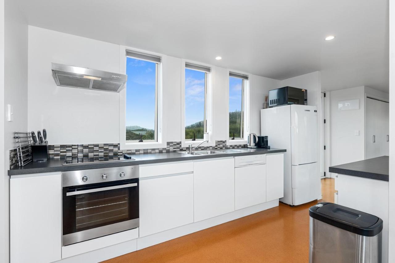 Paroa Bay Chalets - Te Whare Tui Russell Εξωτερικό φωτογραφία